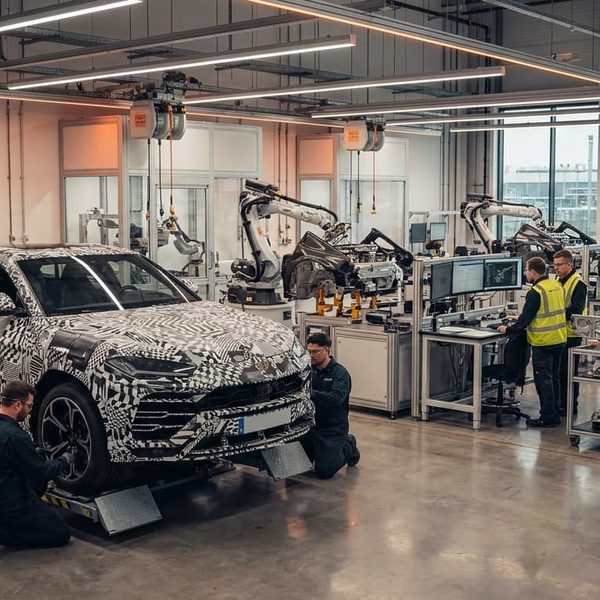 McLaren Finally Greenlights Its First Performance SUV £500m UK Expansion Signals a Bold New Era
